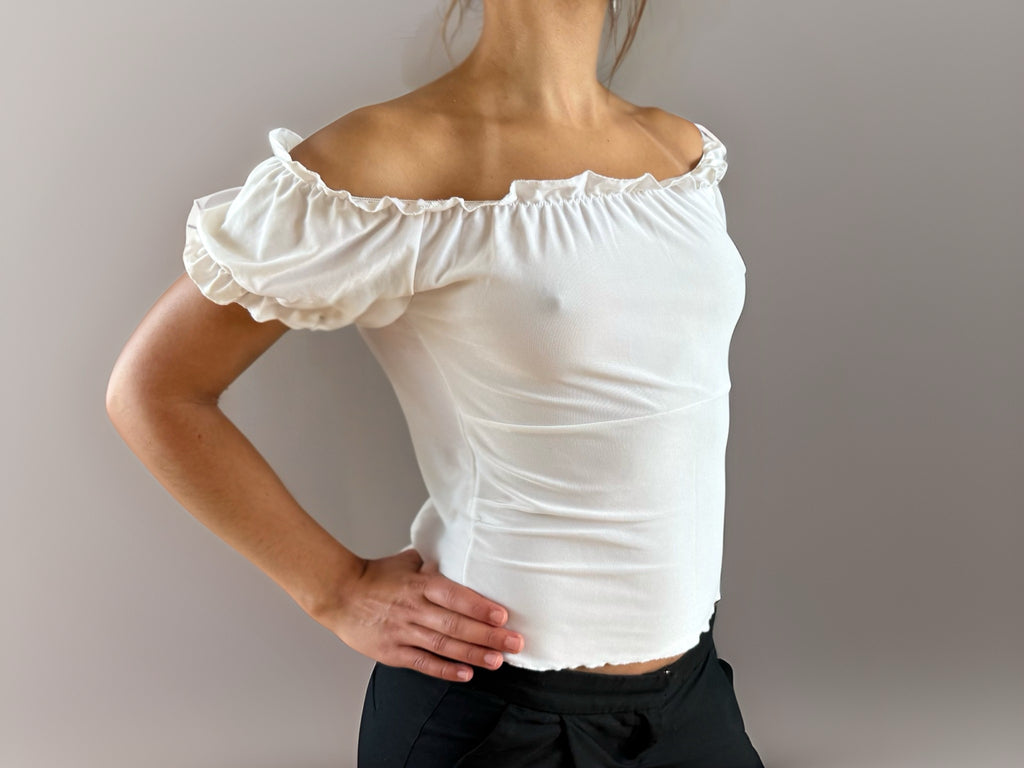 Hvid off the shoulder top