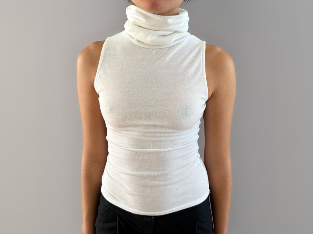 Hvid ærmeløs turtleneck