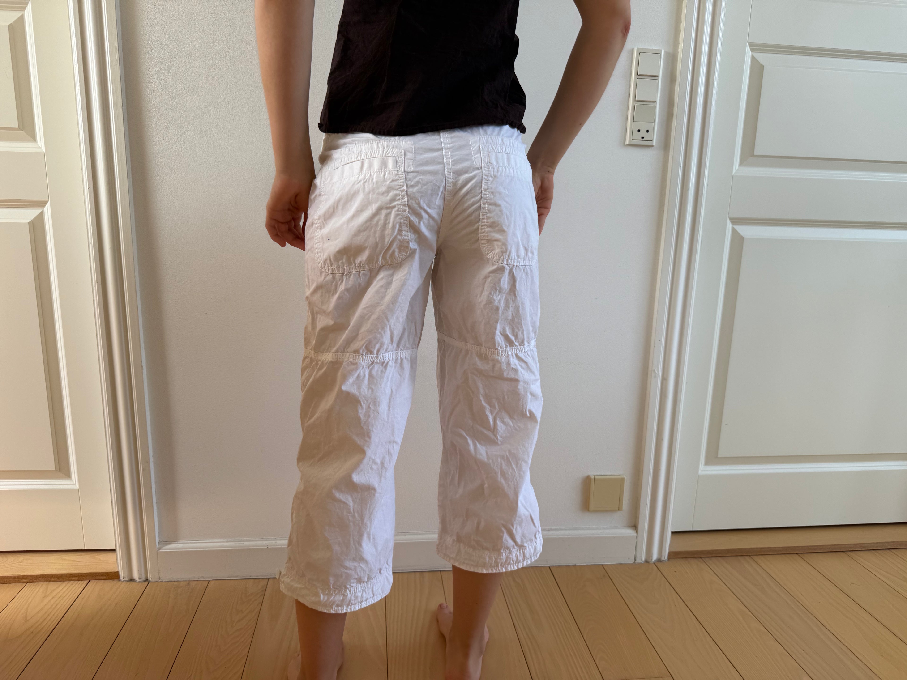Hvide lavtaljede capris