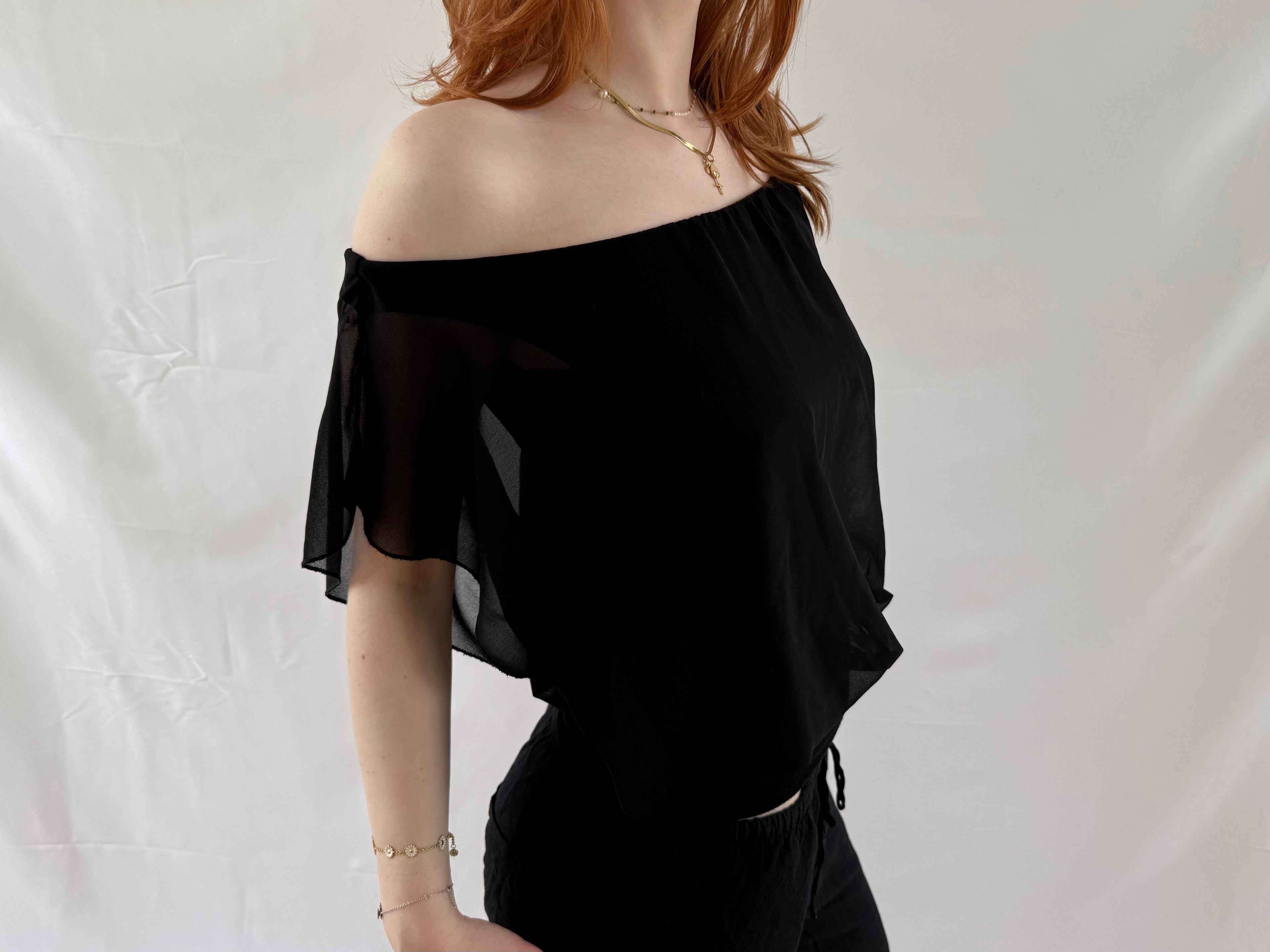 Sort off the shoulder top