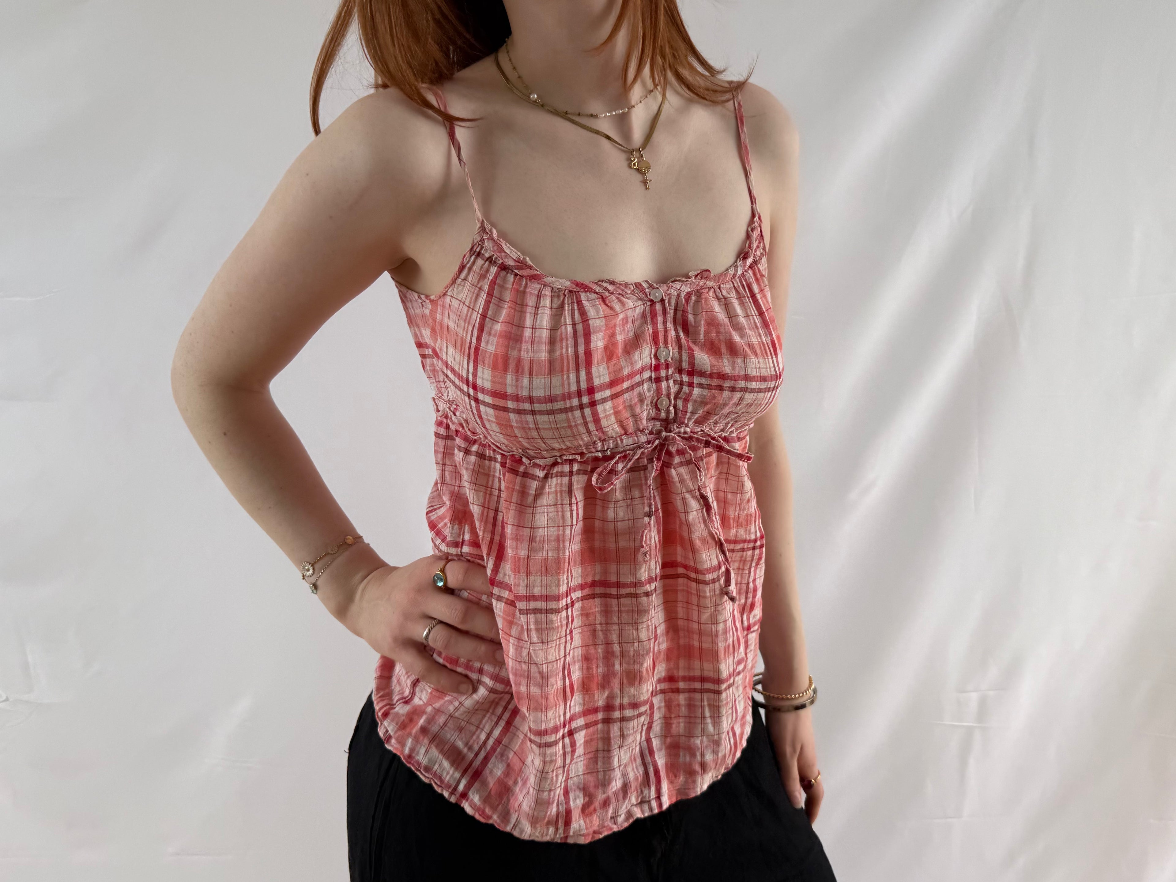 Flowy strop top