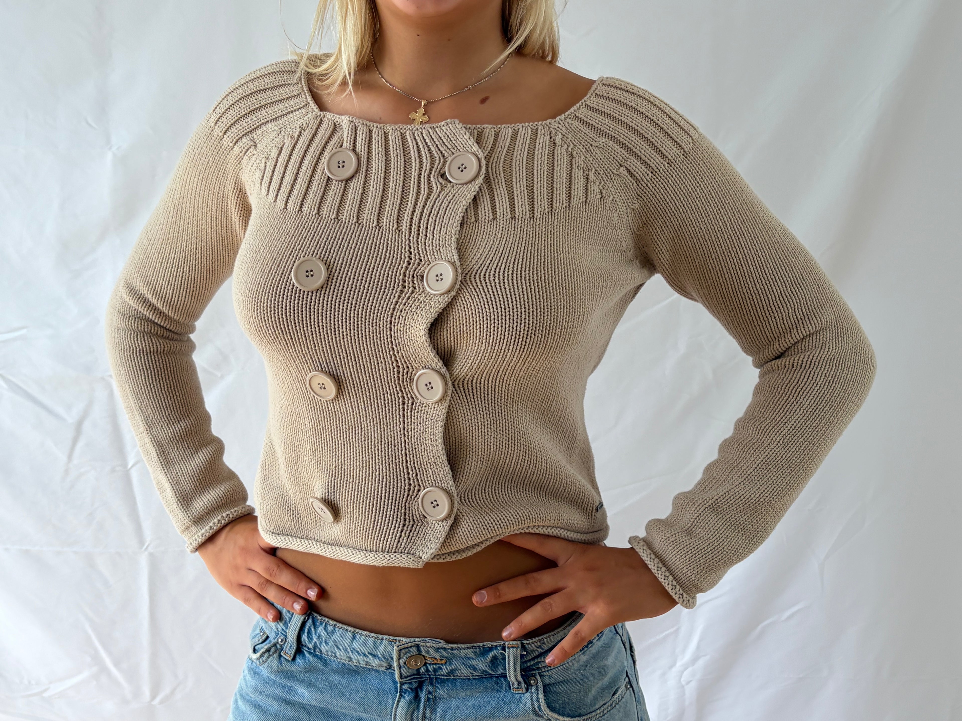 Beige striktrøje