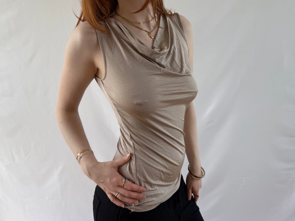 Beige skinnende top