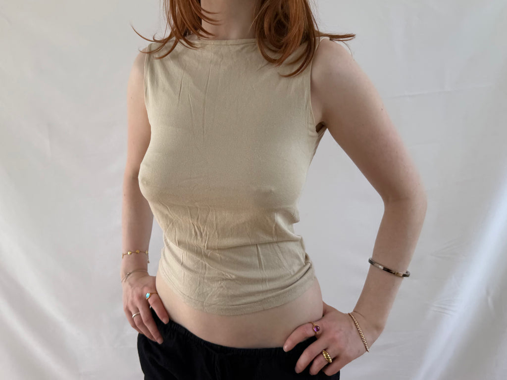 Beige ærmeløs top