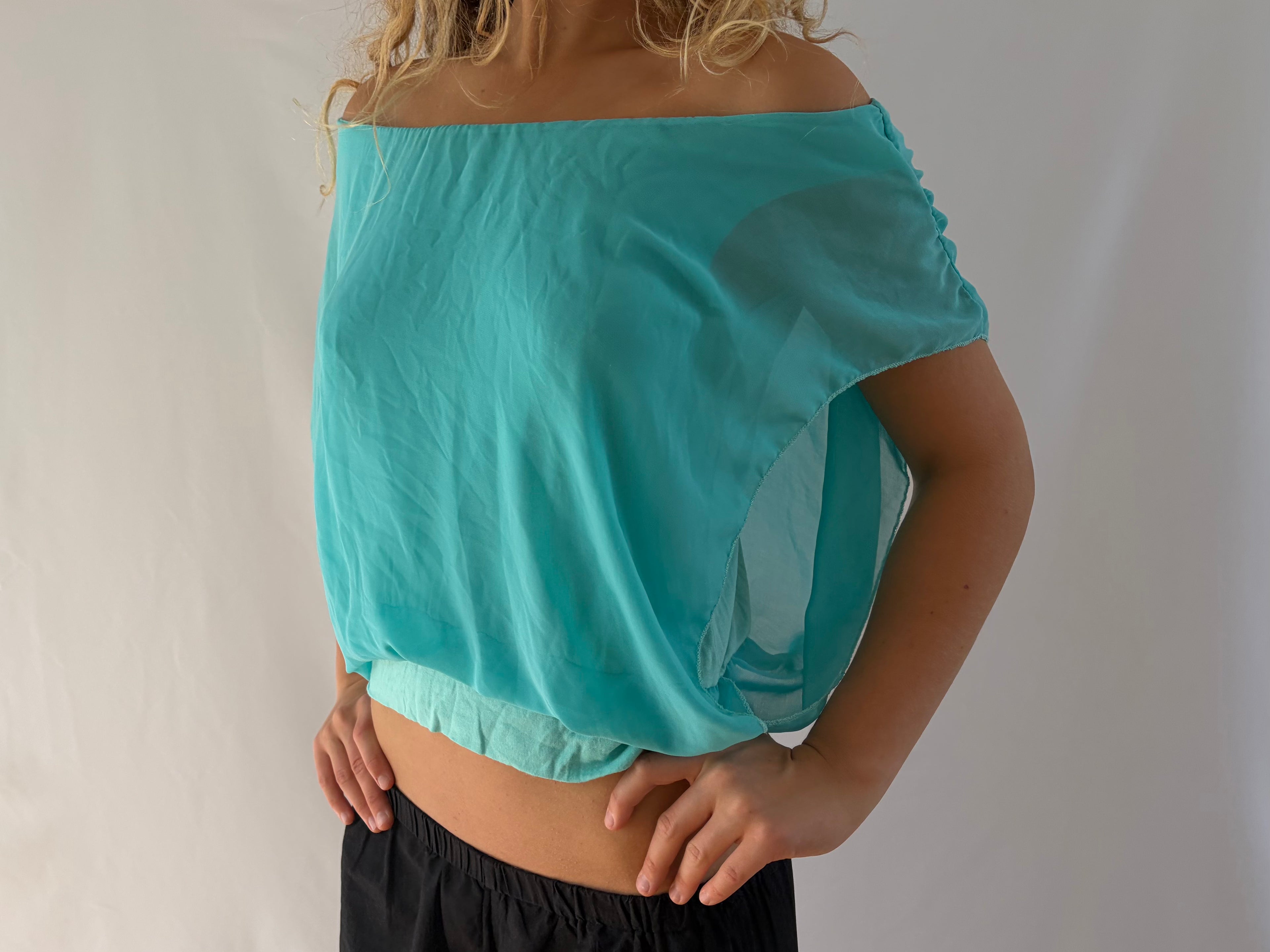 Turkis flowy off the shoulder top&nbsp;