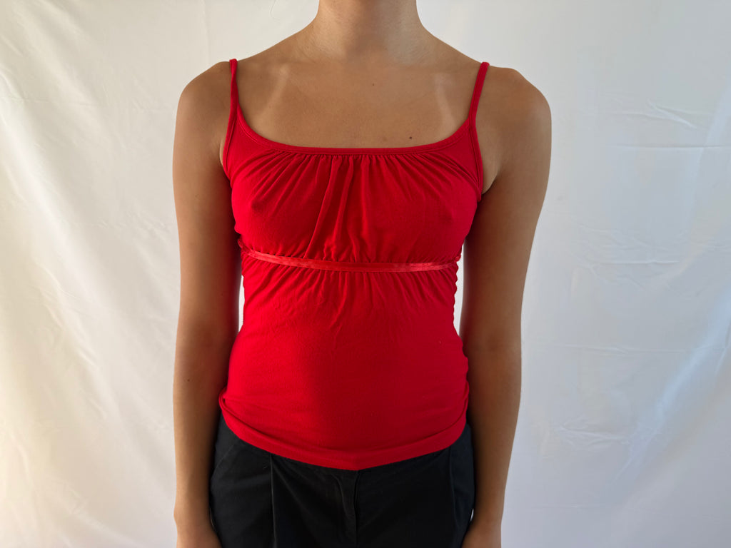 Rød strop top