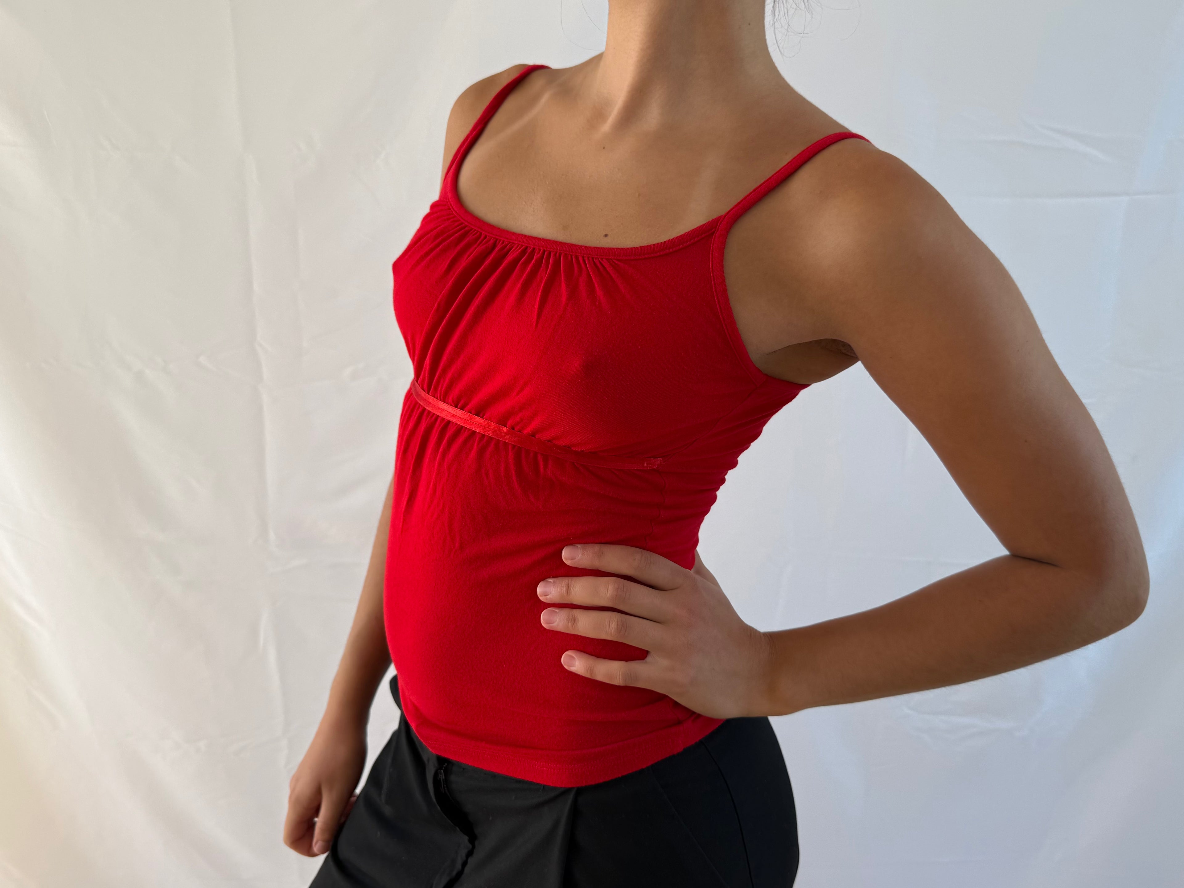 Rød strop top