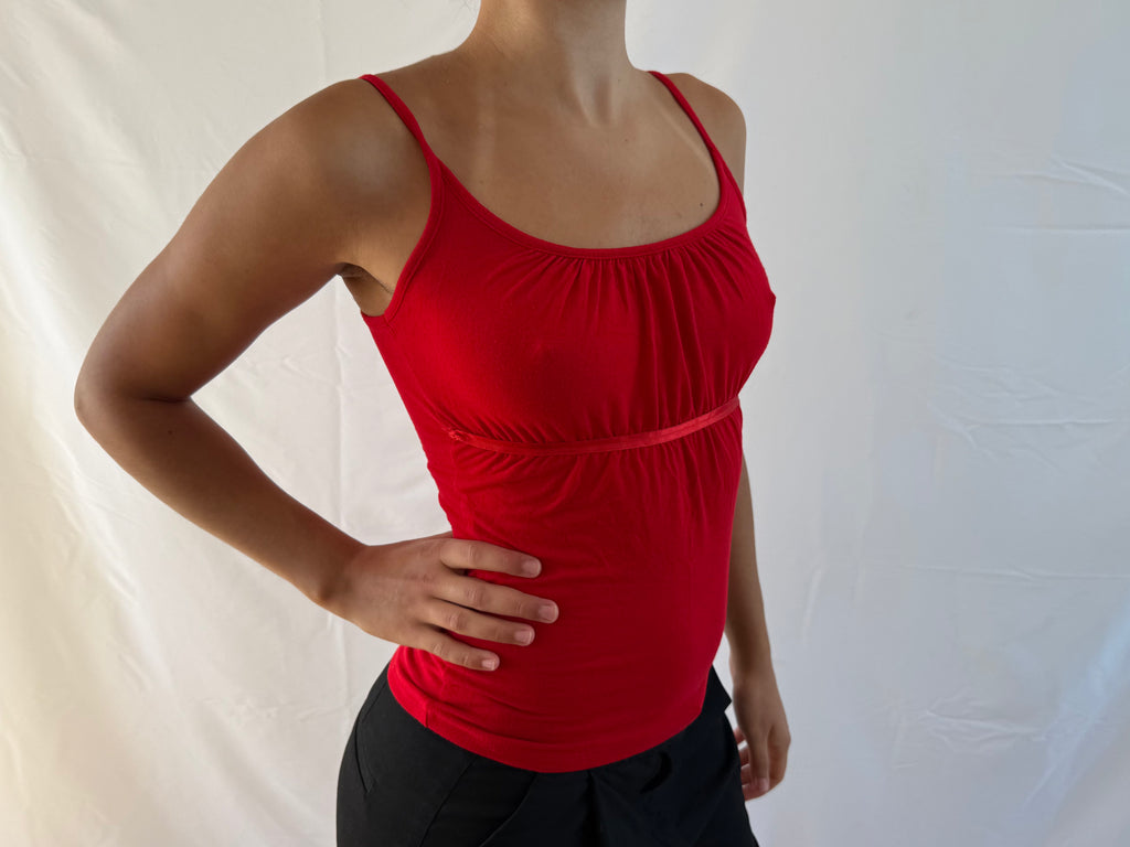 Rød strop top