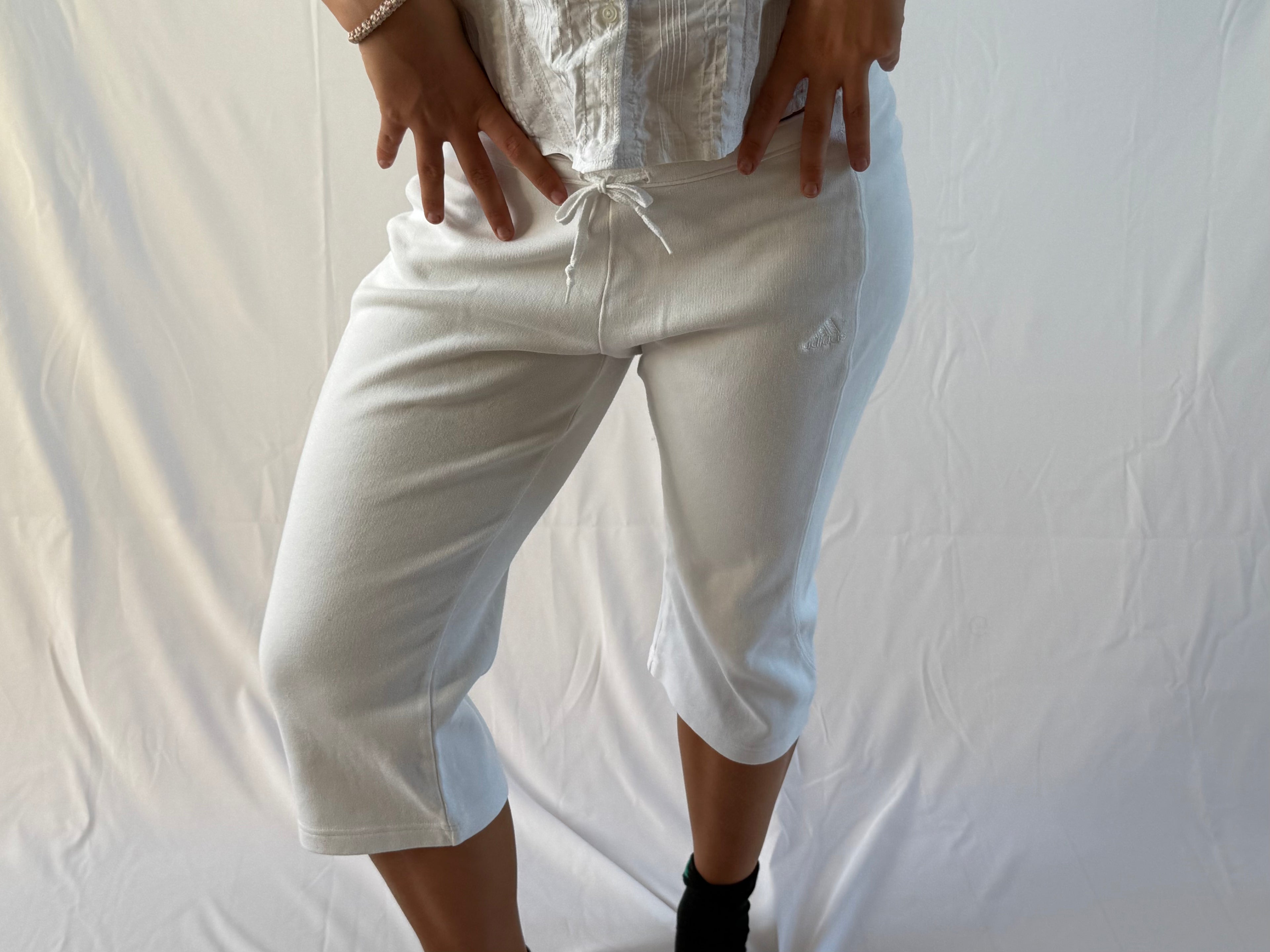 Hvide adidas capris