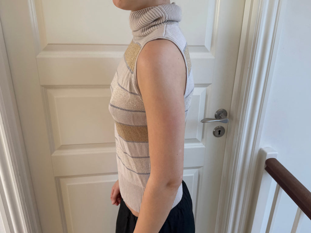 Stribet ærmeløs turtleneck