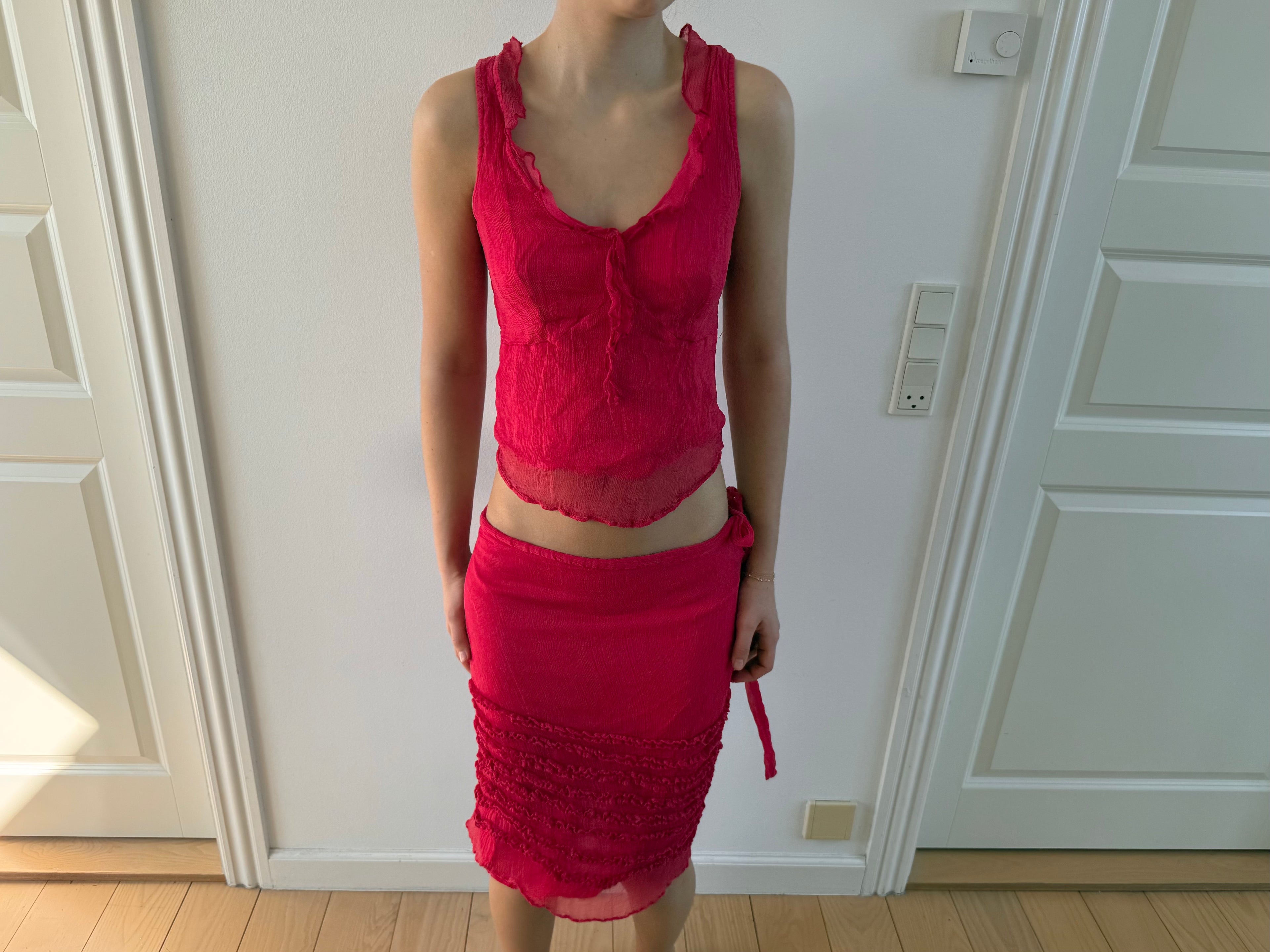 Pink sæt, nederdel + top