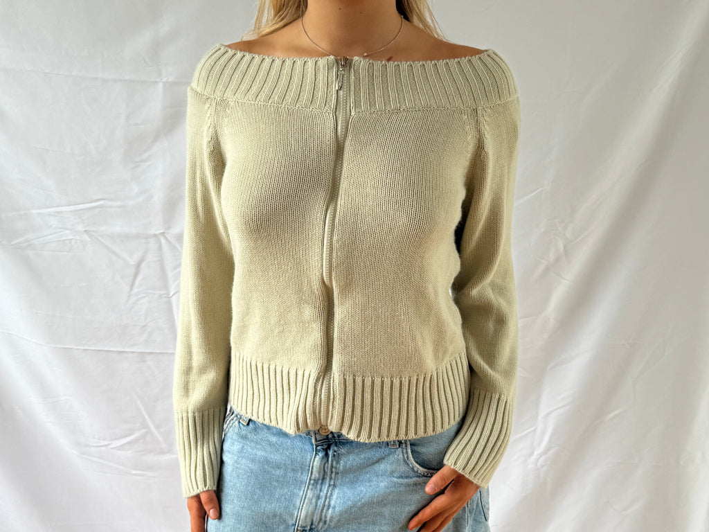 Beige off the shoulder striktrøje