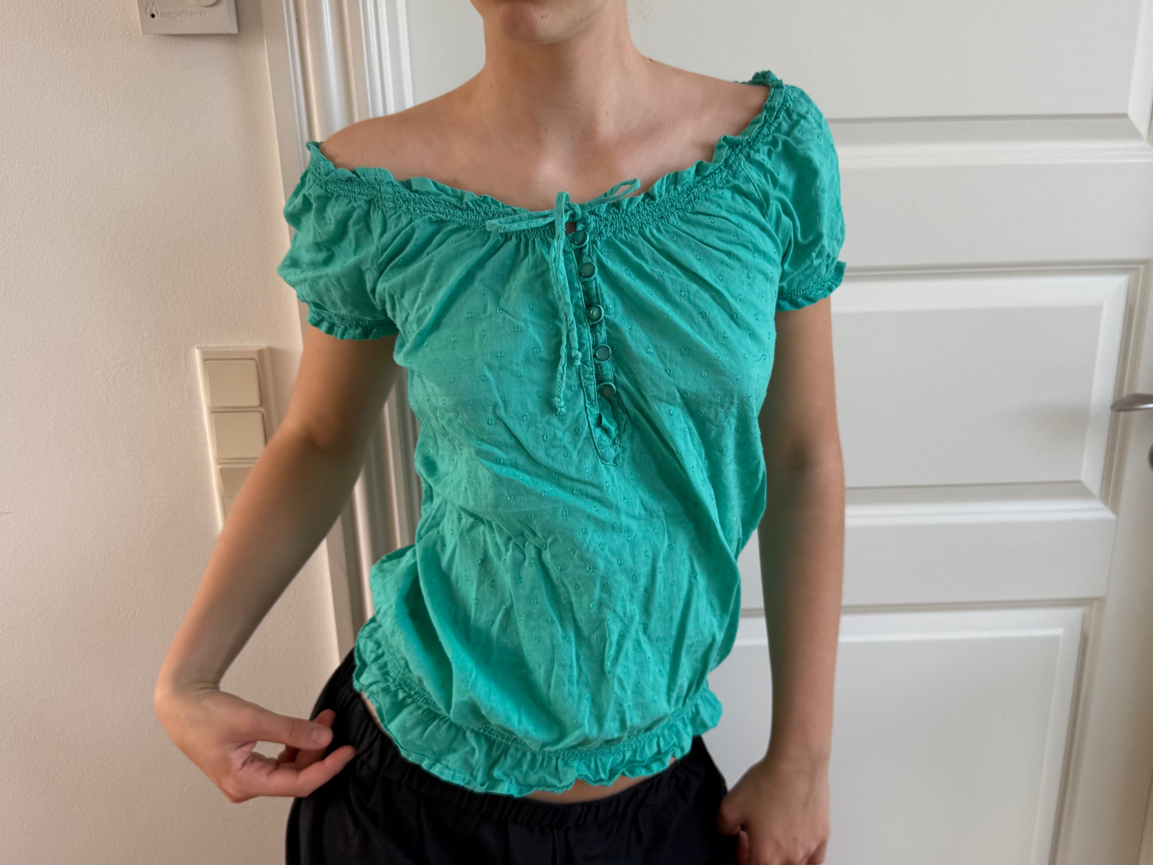 Turkisgrøn off the shoulder kortærmet top
