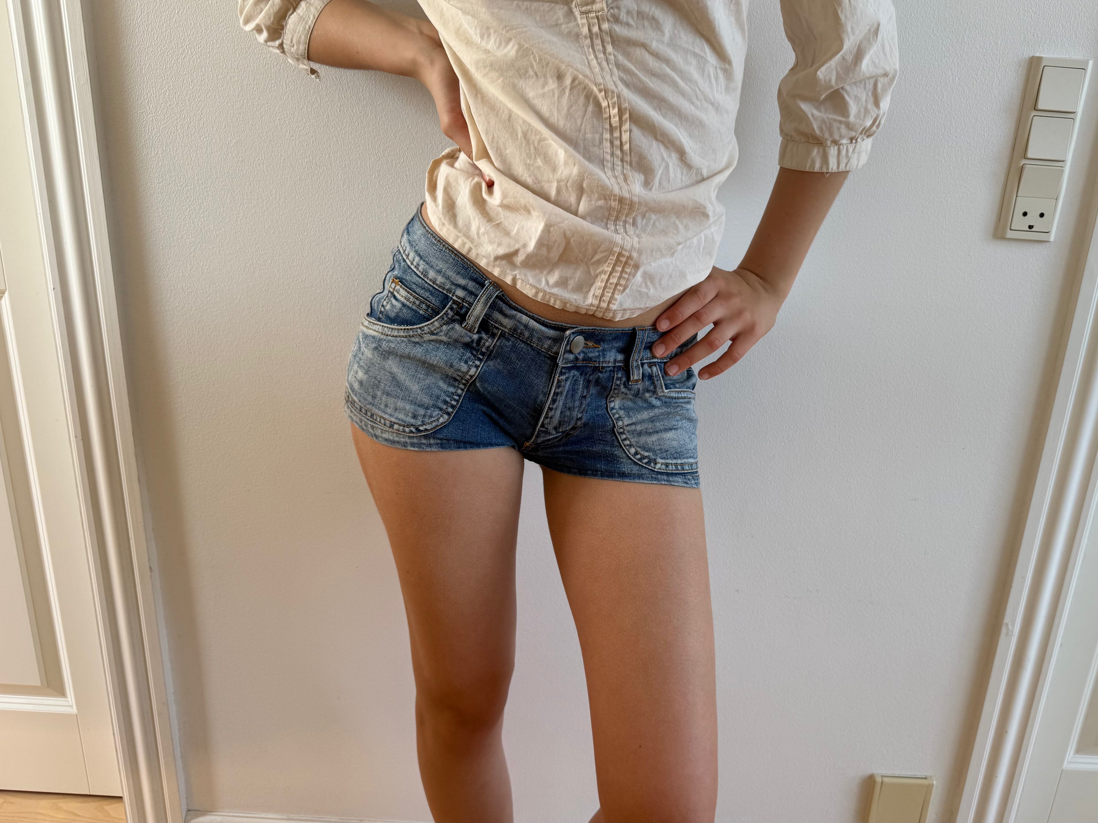 Denim bootyshorts