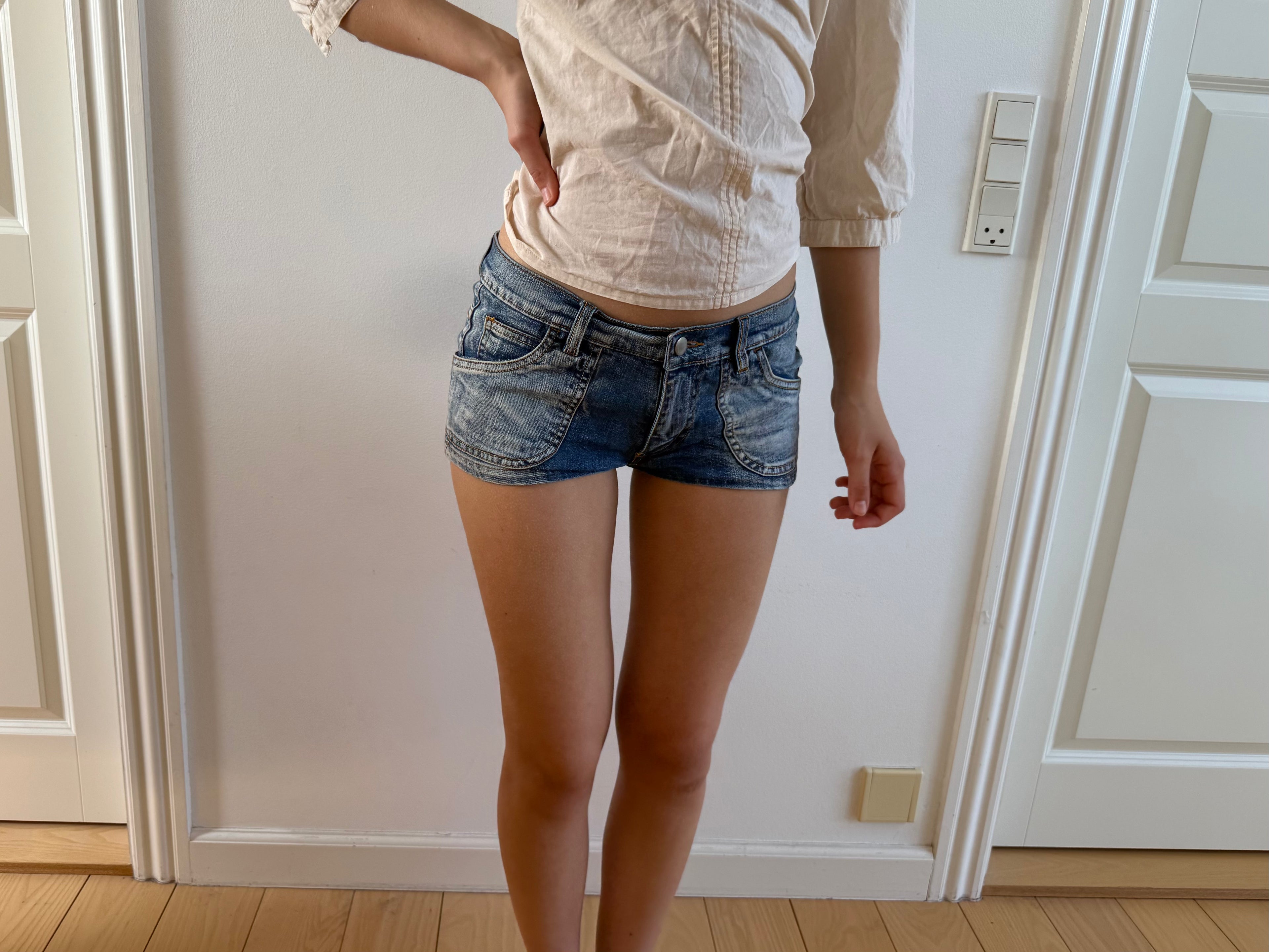 Denim bootyshorts